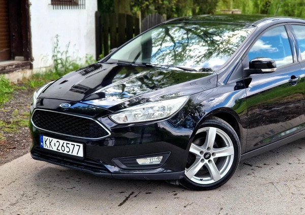 Ford Focus cena 34800 przebieg: 118000, rok produkcji 2015 z Kraków małe 596